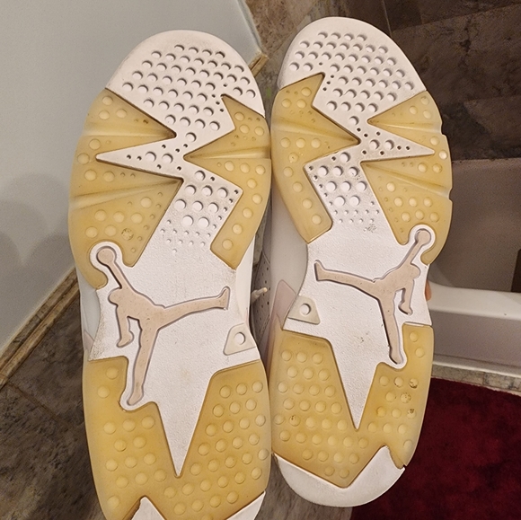 Air Jordan Woman 6 Retro Hoops - Picture 5 of 9